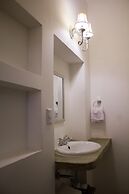 Meraki Boutique Hotel