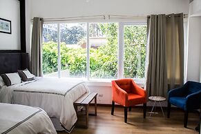 Meraki Boutique Hotel