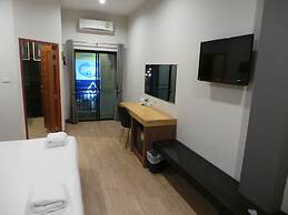 Bird Day Boutique Hotel