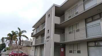 Glenelg Holiday Apartments