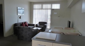 Glenelg Holiday Apartments