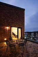 Gangneung Boutique Hotel Bombom