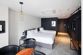 Gangneung Boutique Hotel Bombom