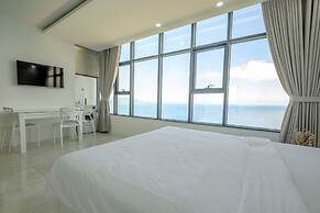 Sunrise Ocean View Apartment