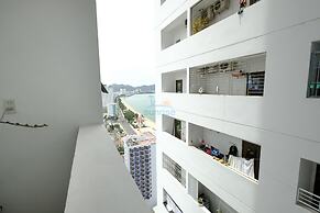 Sunrise Ocean View Apartment