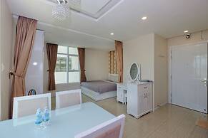 Sunrise Ocean View Apartment