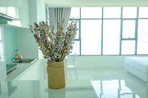 Sunrise Ocean View Apartment