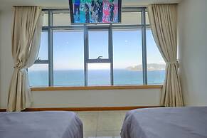 Sunrise Ocean View Apartment