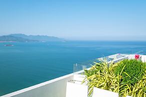 Sunrise Ocean View Apartment