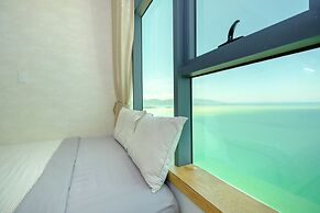 Sunrise Ocean View Apartment