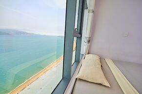 Sunrise Ocean View Apartment