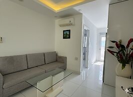 Sunrise Ocean View Apartment
