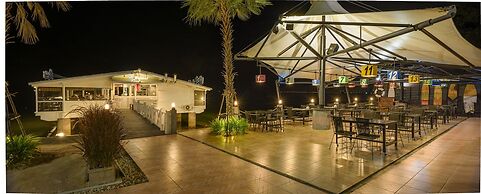 The Loft Seaside Sriracha