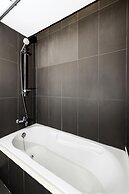 The Loft Seaside Sriracha