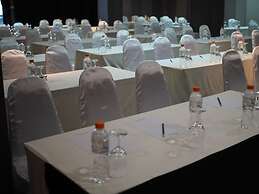 The Loft Seaside Sriracha