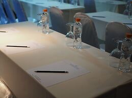 The Loft Seaside Sriracha