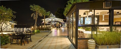 The Loft Seaside Sriracha