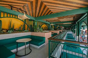 A-One The Royal Cruise Hotel Pattaya