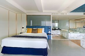 A-One The Royal Cruise Hotel Pattaya