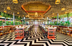 A-One The Royal Cruise Hotel Pattaya