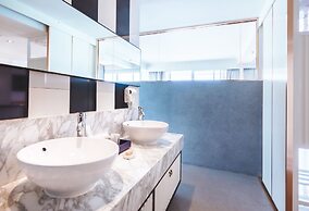 A-One The Royal Cruise Hotel Pattaya