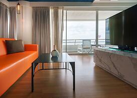 A-One The Royal Cruise Hotel Pattaya