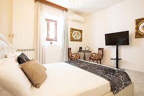 Il Monastero Collection