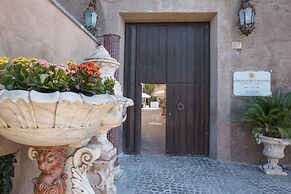 Il Monastero Collection