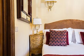 Il Monastero Collection