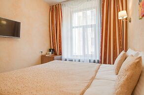 Rotas on Krasnoarmeyskaya