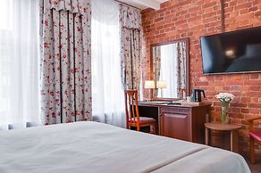 Rotas on Krasnoarmeyskaya