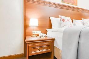 Rotas on Krasnoarmeyskaya