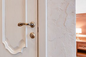 Rotas on Krasnoarmeyskaya