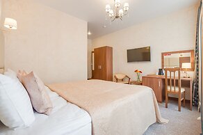 Rotas on Krasnoarmeyskaya