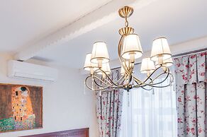 Rotas on Krasnoarmeyskaya