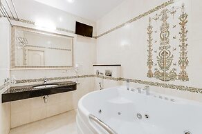 Rotas on Krasnoarmeyskaya