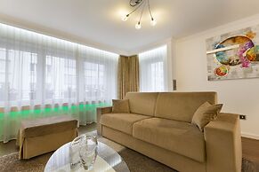 The Queen Luxury Apartments Villa Vinicia