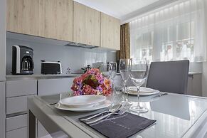 The Queen Luxury Apartments Villa Vinicia