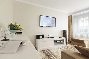 The Queen Luxury Apartments Villa Vinicia