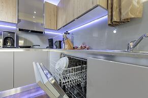 The Queen Luxury Apartments Villa Vinicia