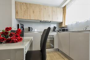 The Queen Luxury Apartments Villa Vinicia