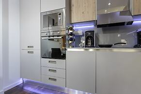 The Queen Luxury Apartments Villa Vinicia