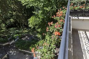 The Queen Luxury Apartments Villa Vinicia