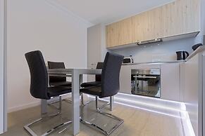 The Queen Luxury Apartments Villa Vinicia