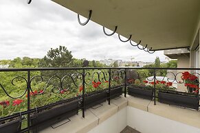 The Queen Luxury Apartments Villa Vinicia