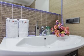 The Queen Luxury Apartments Villa Vinicia