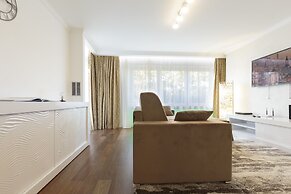 The Queen Luxury Apartments Villa Vinicia