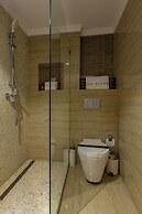 The Queen Luxury Apartments Villa Vinicia