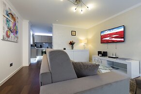 The Queen Luxury Apartments Villa Vinicia