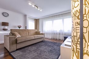 The Queen Luxury Apartments Villa Vinicia